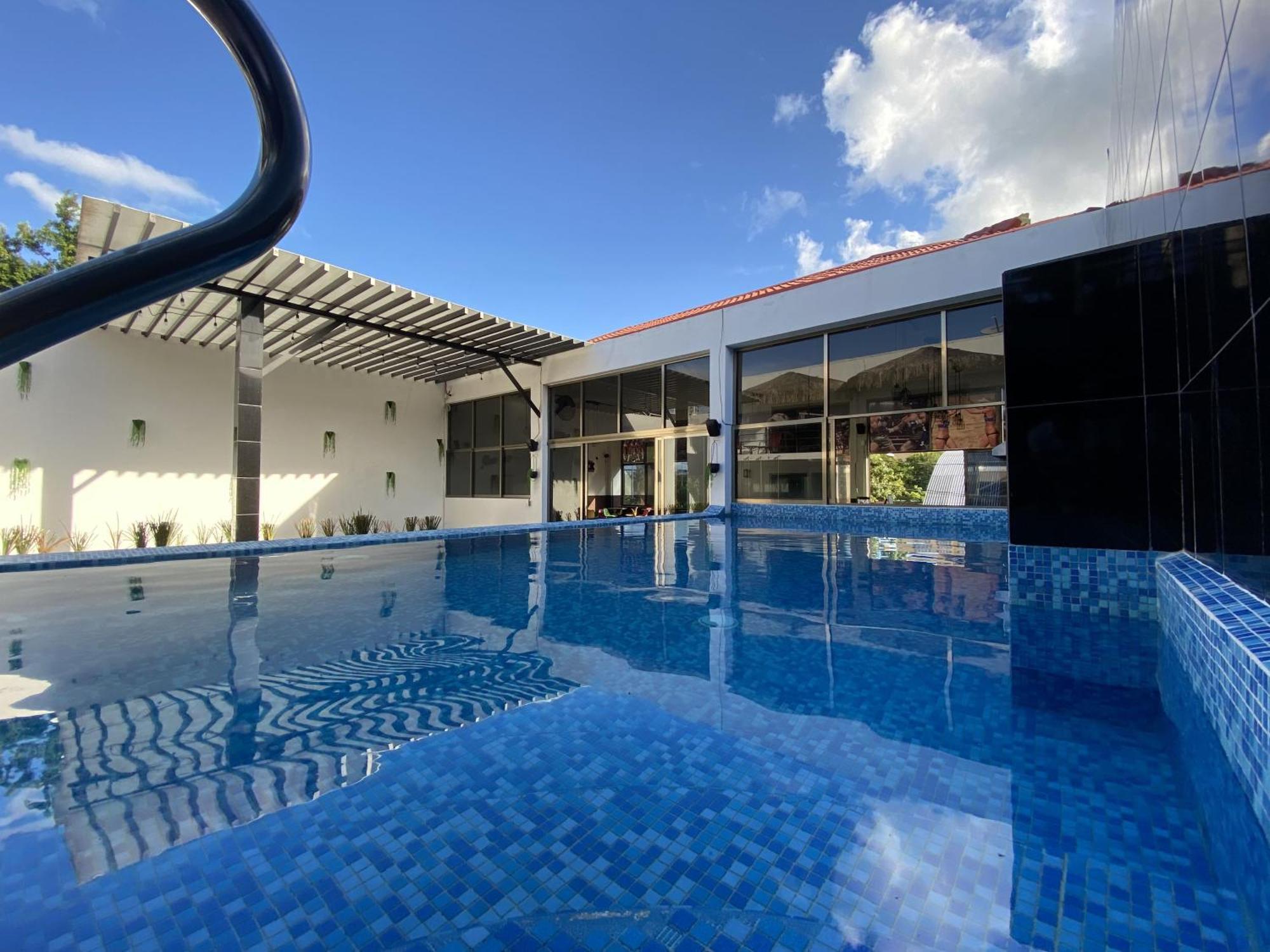 Casa Balam Cancun Gladiolas Bagian luar foto